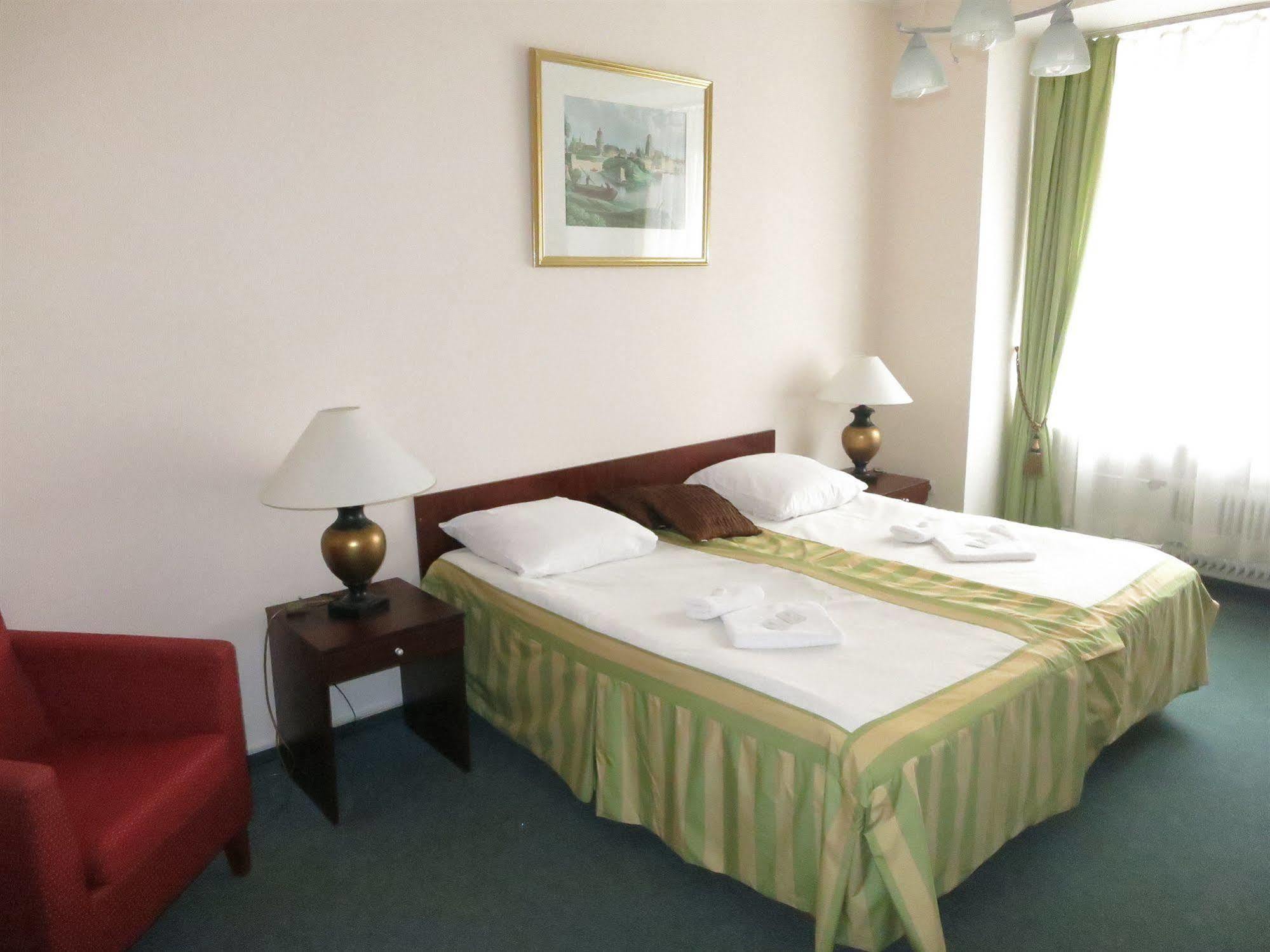 Hotel Mira Inn Prag Eksteriør billede