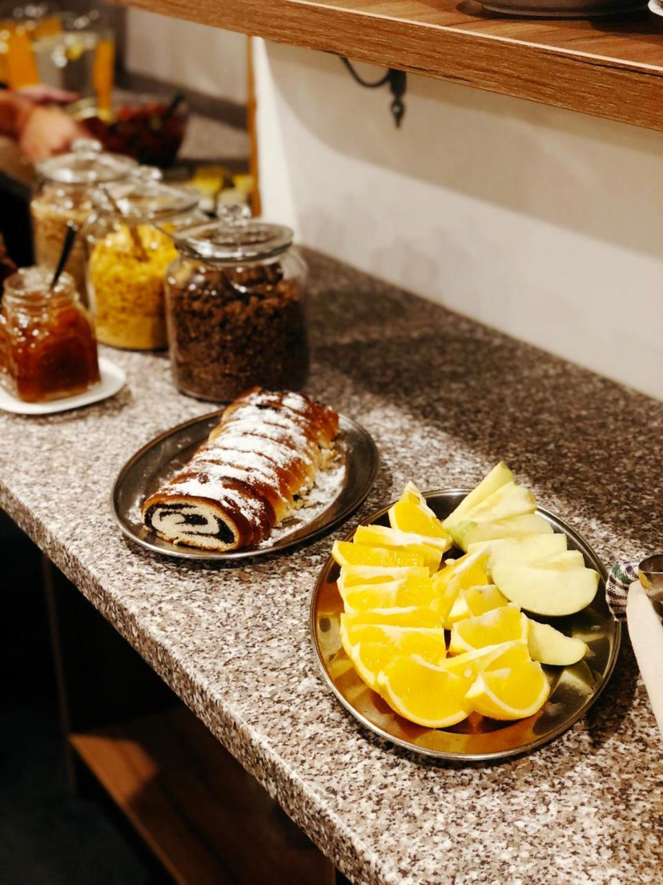 Hotel Mira Inn Prag Eksteriør billede